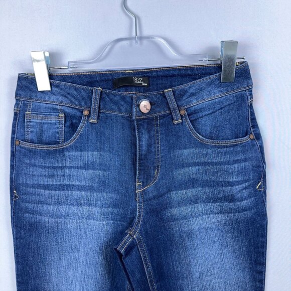 1882 Denim Capri Jeans Womens Size 6 Mid Rise Medium Wash Rolled Cuff Hem Blue - Picture 3 of 12